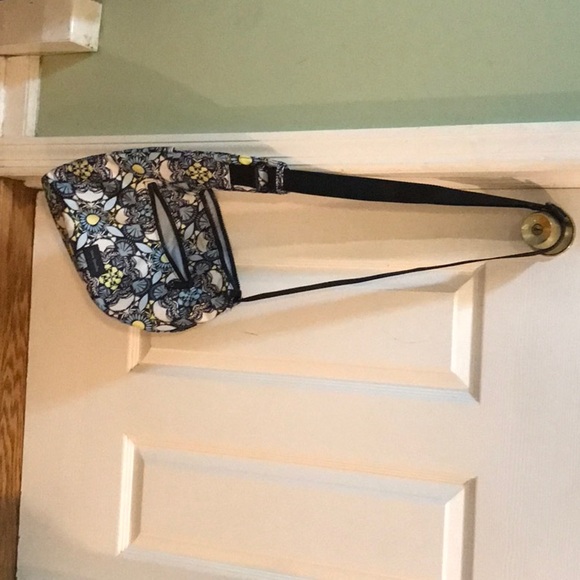 Vera Bradley crossbody messenger bag - Picture 8 of 8